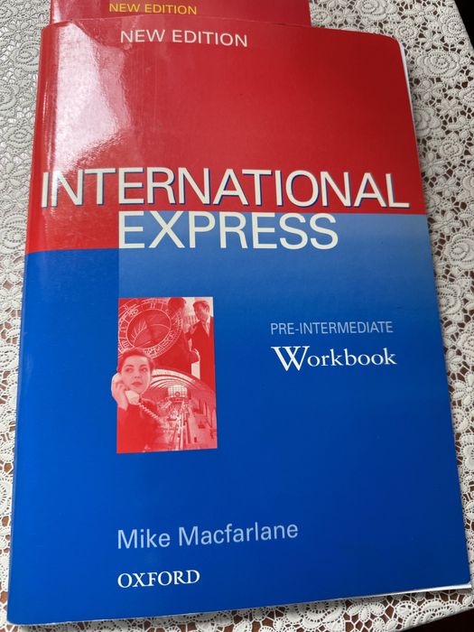 Książka International express Workbook pre-intermediate Pocket Book