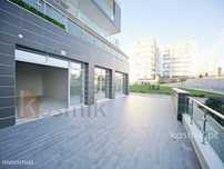 Loja 36 m2 SOLVILLAS :: ODIVELAS :: NOVO :: Montra :: Boa localizaç...