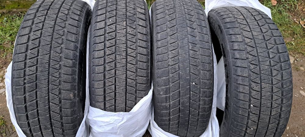 Зимние Шины Bridgestone Blizzak DM-V3 235/55 R20 102 T
4 шт