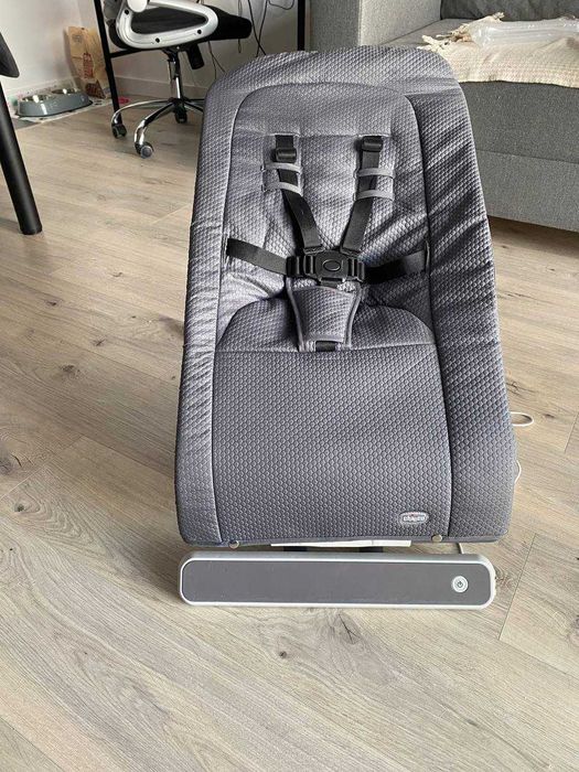 Bujaczek CHICCO Rhythm N Sound Moon Grey Szary