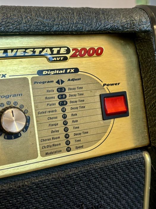 Wzmacniacz Marshall AVT 100 Valvestate 2000