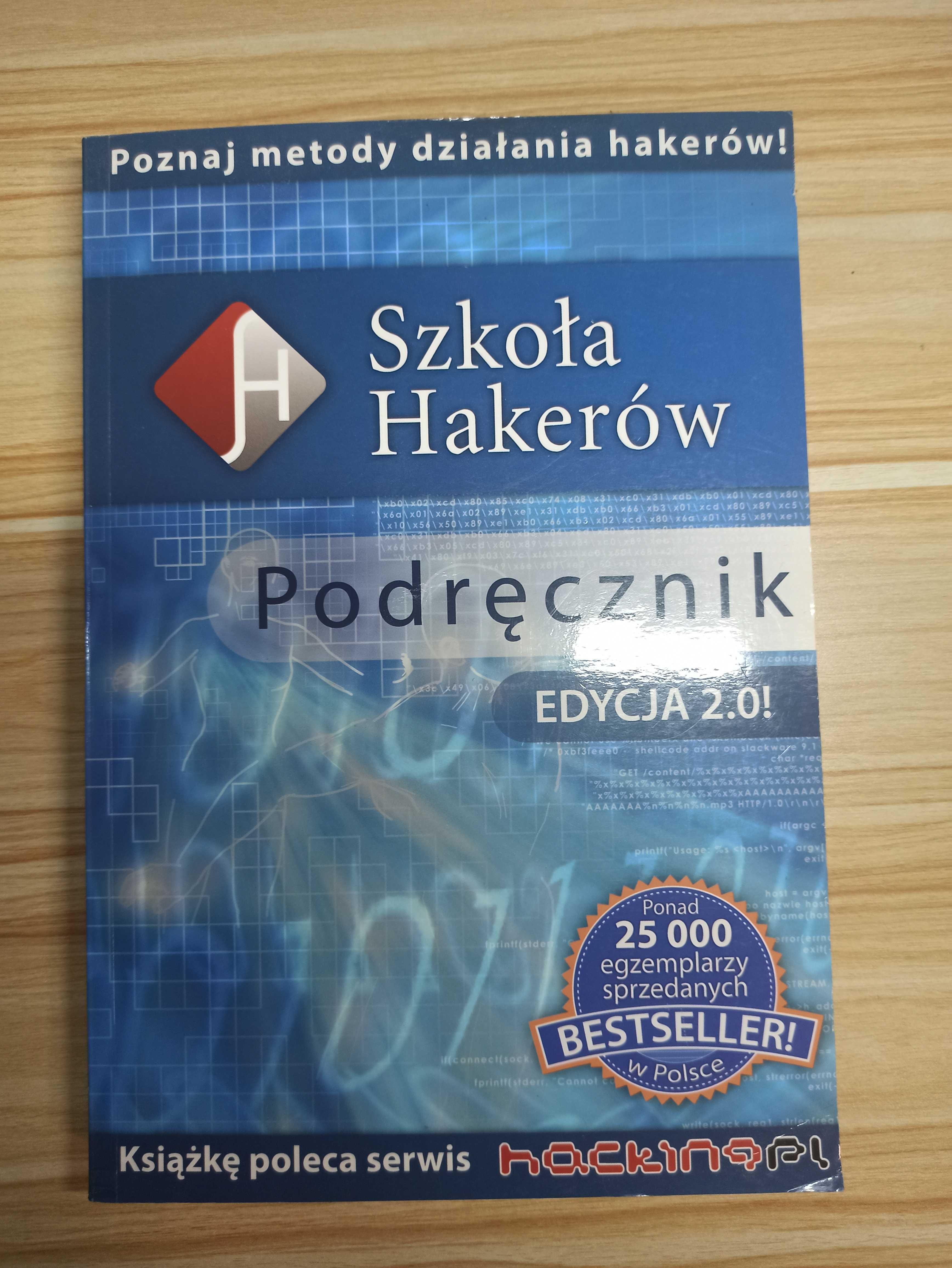 Książka Szkoła Hakerów Podręcznik + Filmy i system