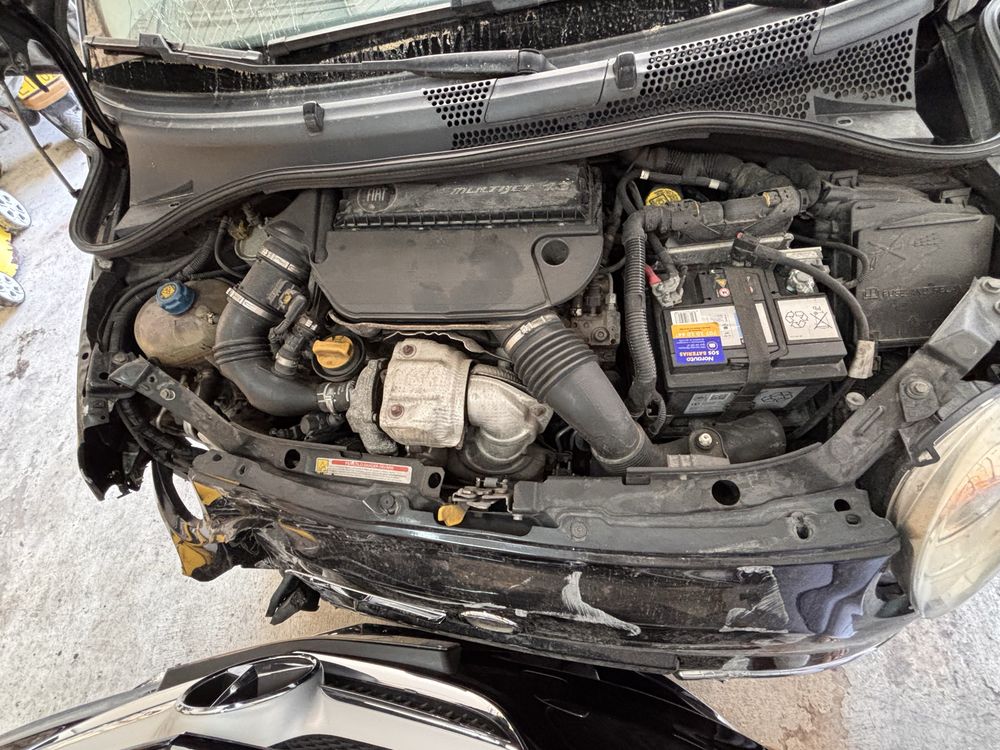 Fiat 500 multijet 1.3 acidentado