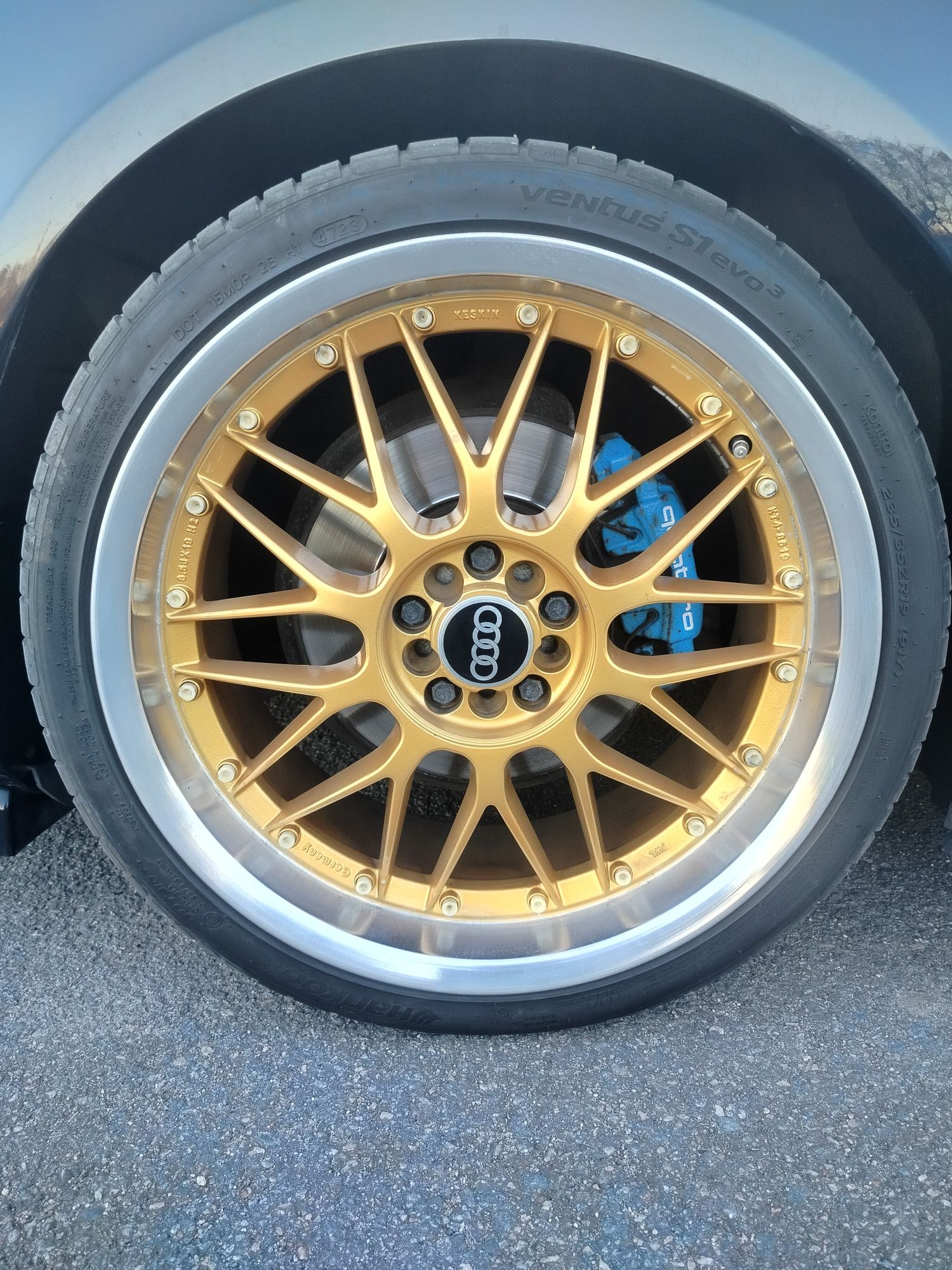 Alufelgi KESKIN 8.5JX19 z oponami Hankook VenstusS1evo3