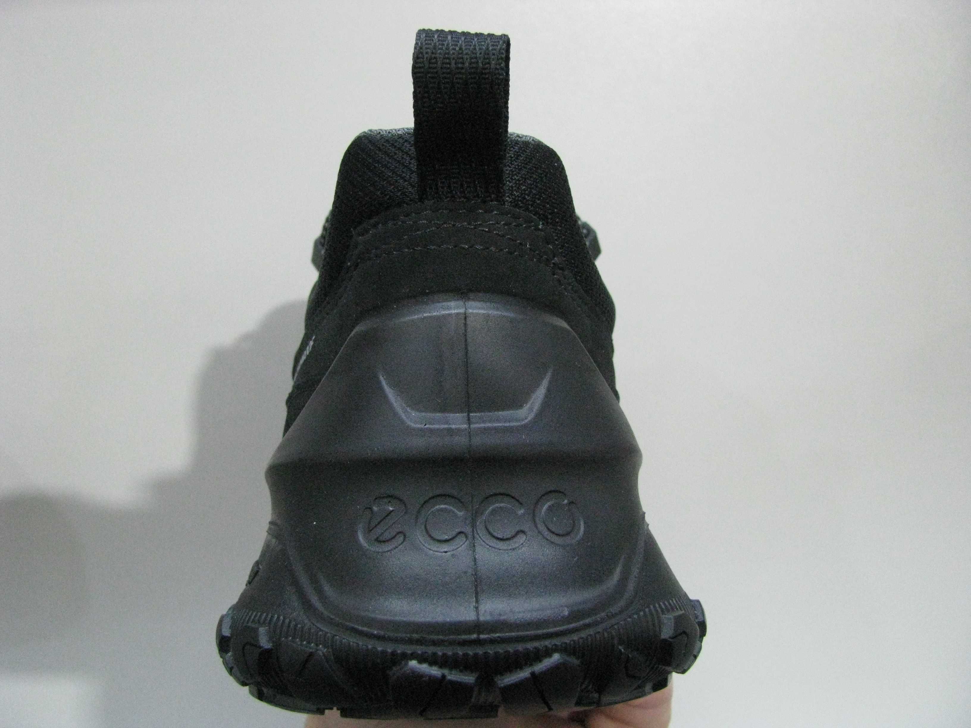 Кроссовки ECCO ULT-TRN M 824254/51052