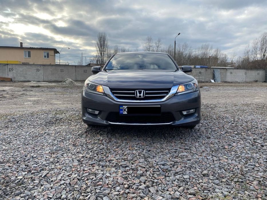 Продам Honda Accord IX 2014 року в хорошому стані