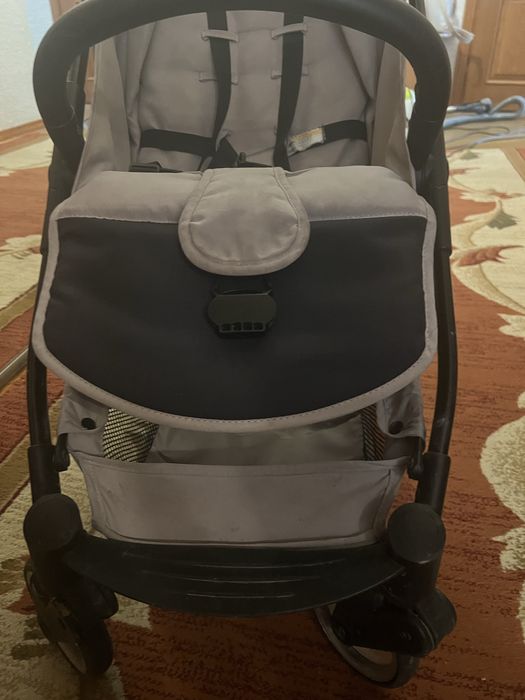 Прогулянкова коляска Carrello