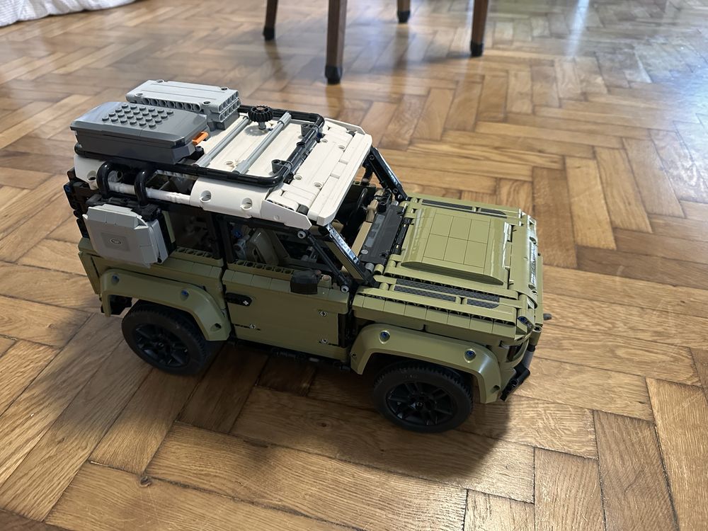 Lego® Technic Land Rover Defender 42110