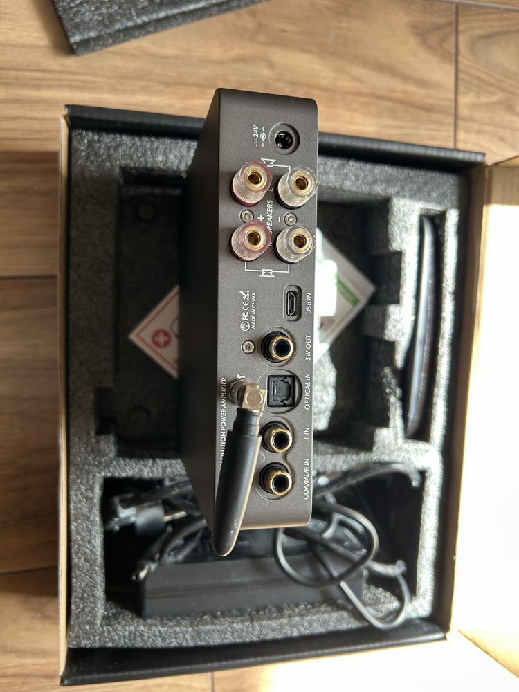 Wzmacniacz stereo Loxjie A30