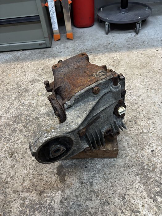 BMW e30 dyferencjal 4.27 316i 318i e36 compact dyfer