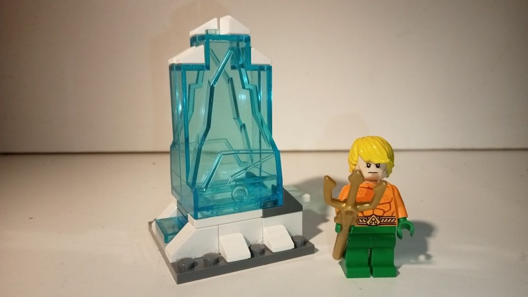 Lego Batman 76000 - Artic Batman vs Mr Freeze Aquaman on Ice