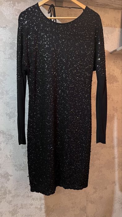 Плаття з паєтками