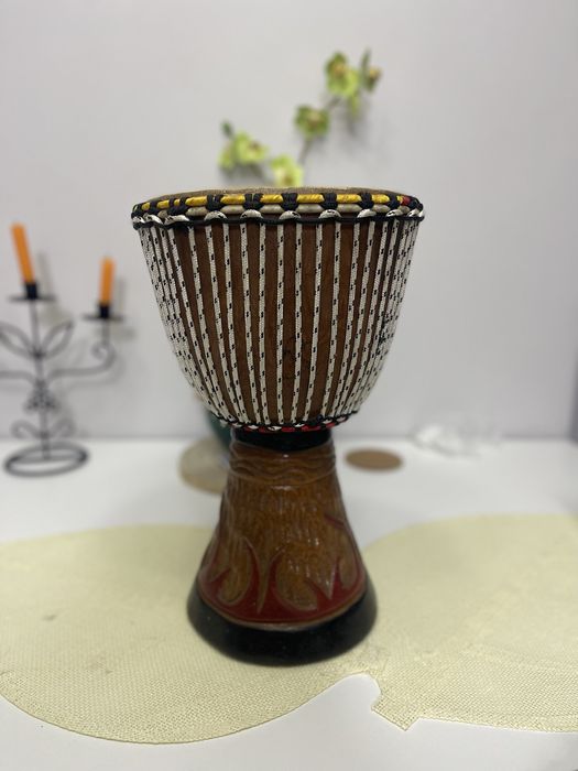 Jambé Básico em Madeira Trabalhada