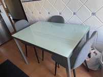Mesa + 4 cadeiras