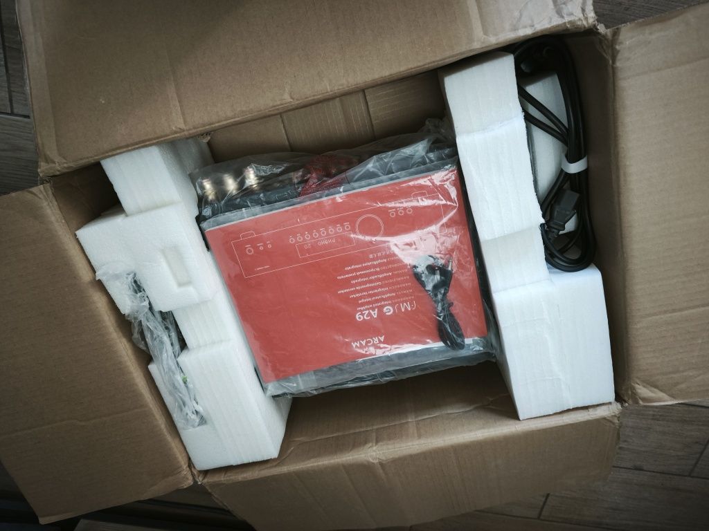 Інтегральний підсилювач Hi-Fi класу Arcam FMJ A29.