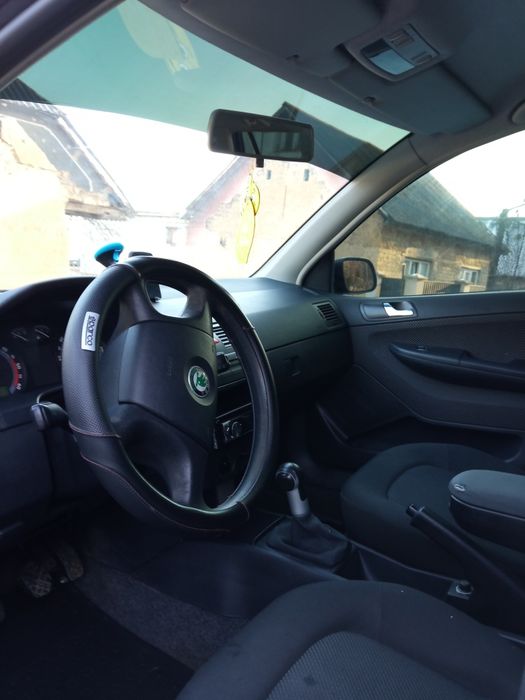 Обминняю шкода фабія