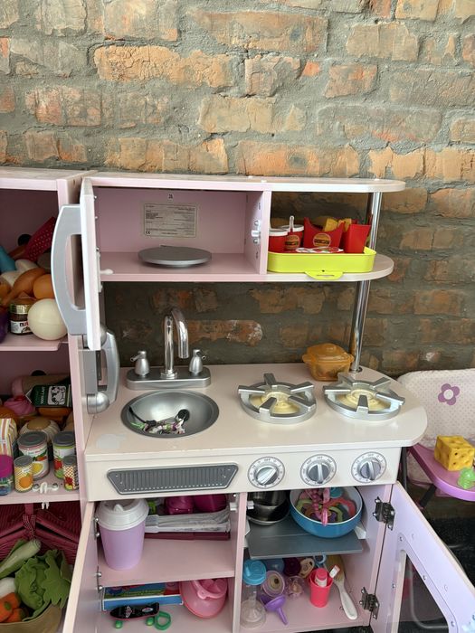 Продаю дитячу ігрову кухню