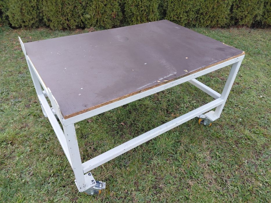 Stół warsztatowy 81x120 na kółkach