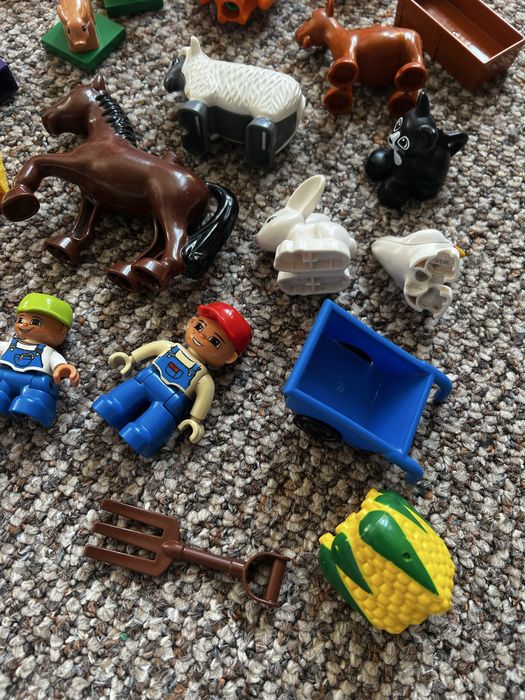 Lego Duplo farma zwierzaki ludziki