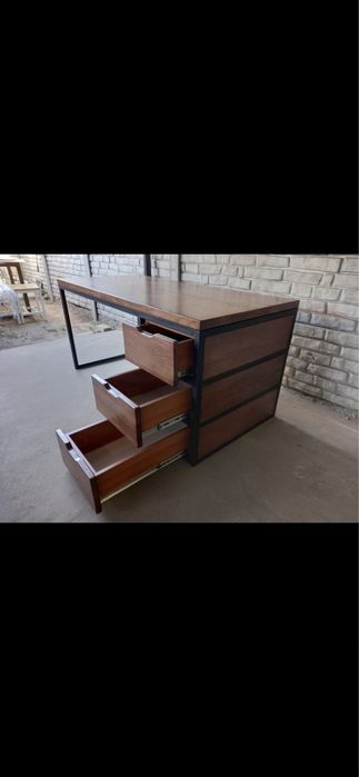 Стол. Стекло. Стул. Лофт. Дерево. Мебель под заказ.