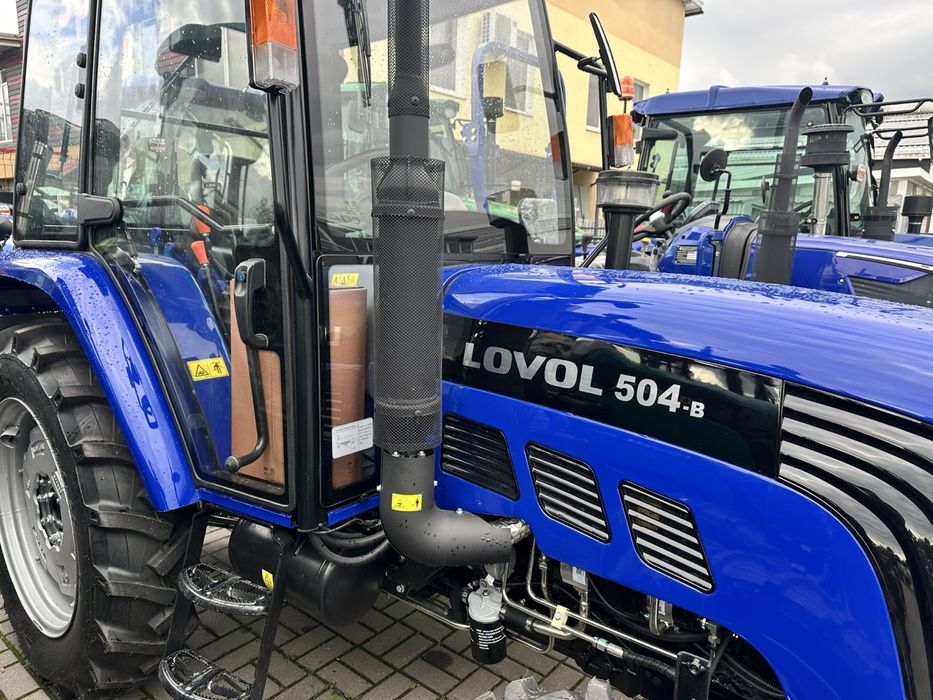 Трактор Ловол 504