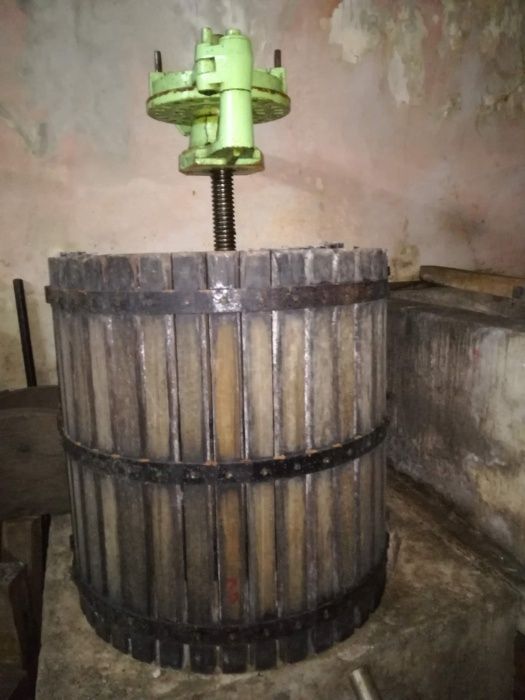 Pipo ; dorna ; prensa etc