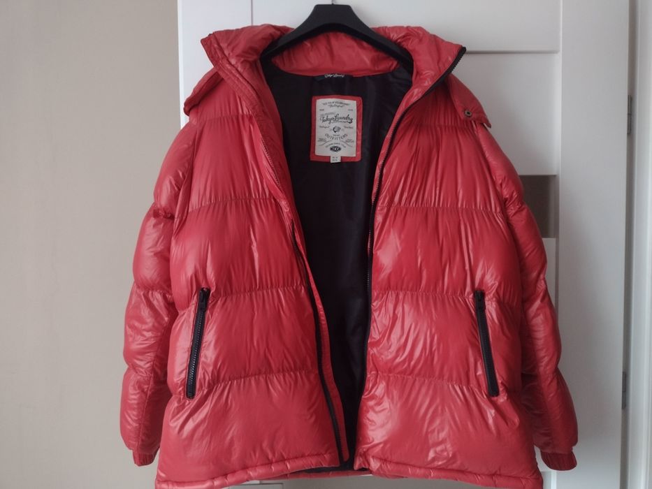 Tokyo Laundry ciepła kurtka z kapturem rozmiar XL, pikowana czerwona