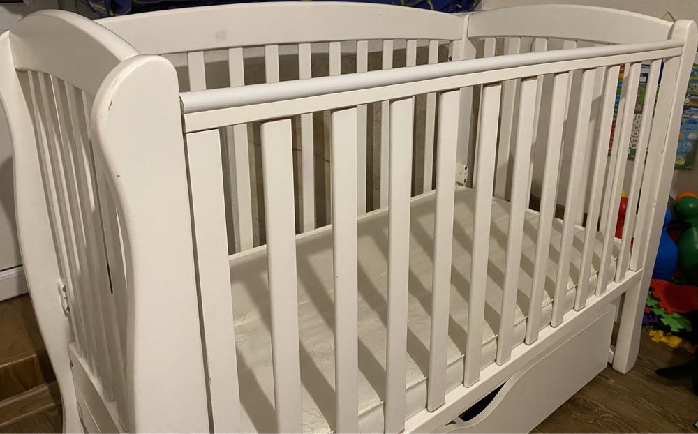 Дитяче ліжечко верес