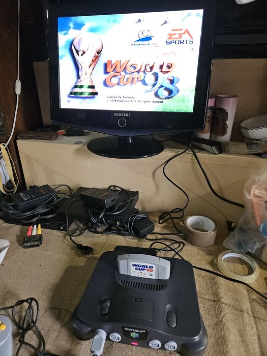 Nintendo 64  em bom estado