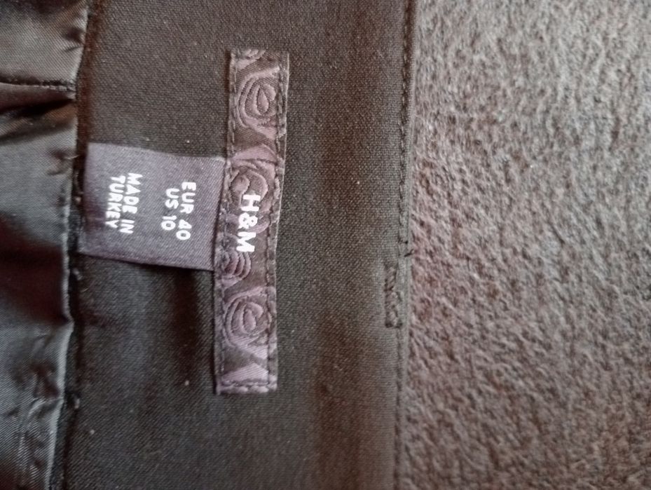 Spódnica H&M za kolano