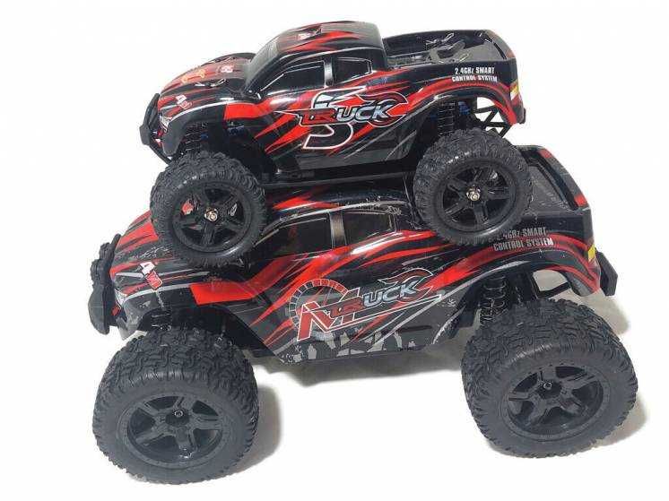 M max REMO HOBBY 1031 M Truck 1/10 40 км/год , 4WD синя , червона