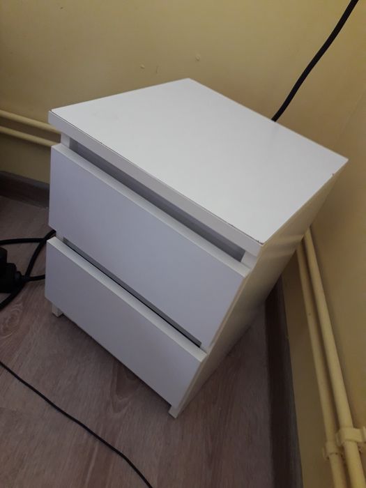 Szafka nocna biała