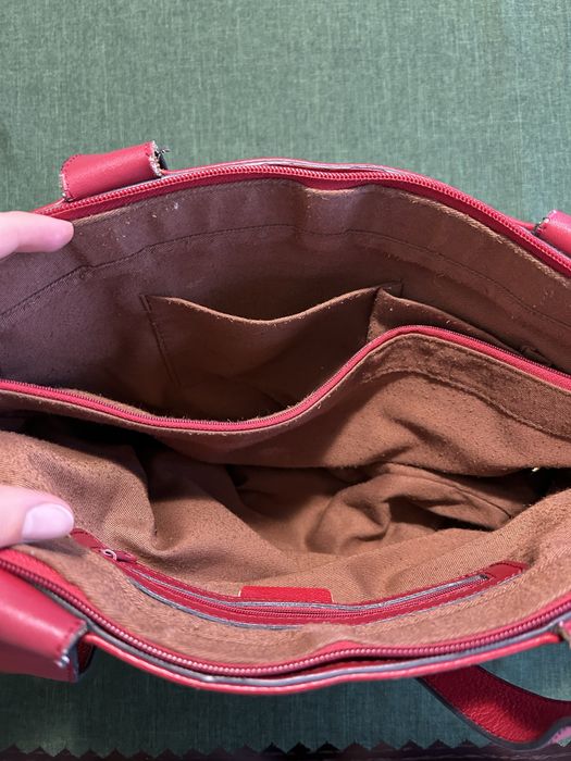 Czerwona skórzana torebka damska vintage