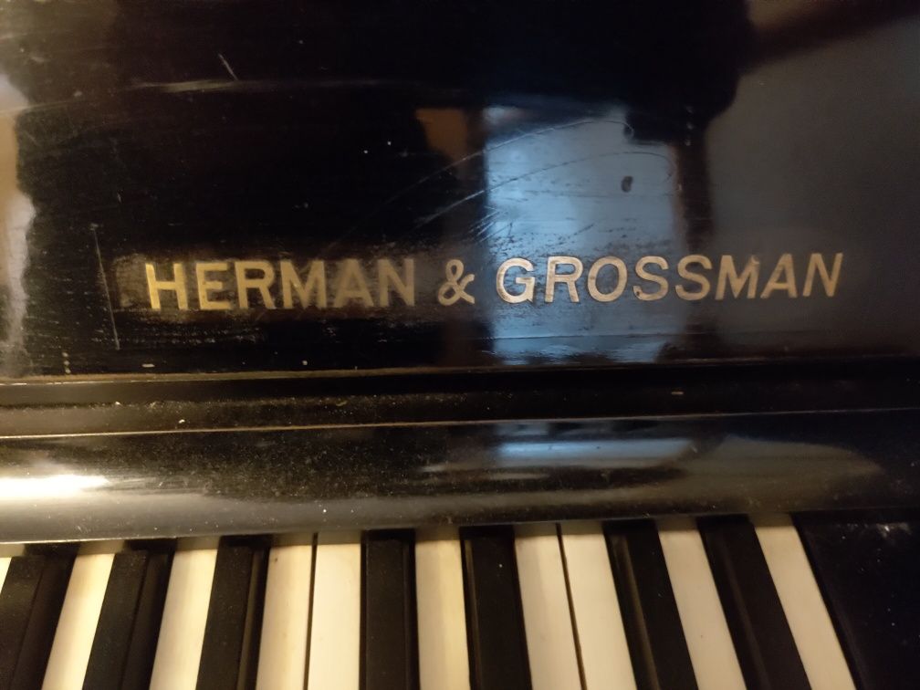 Pianino Quandt dla Herman & Grossman Warszawa.