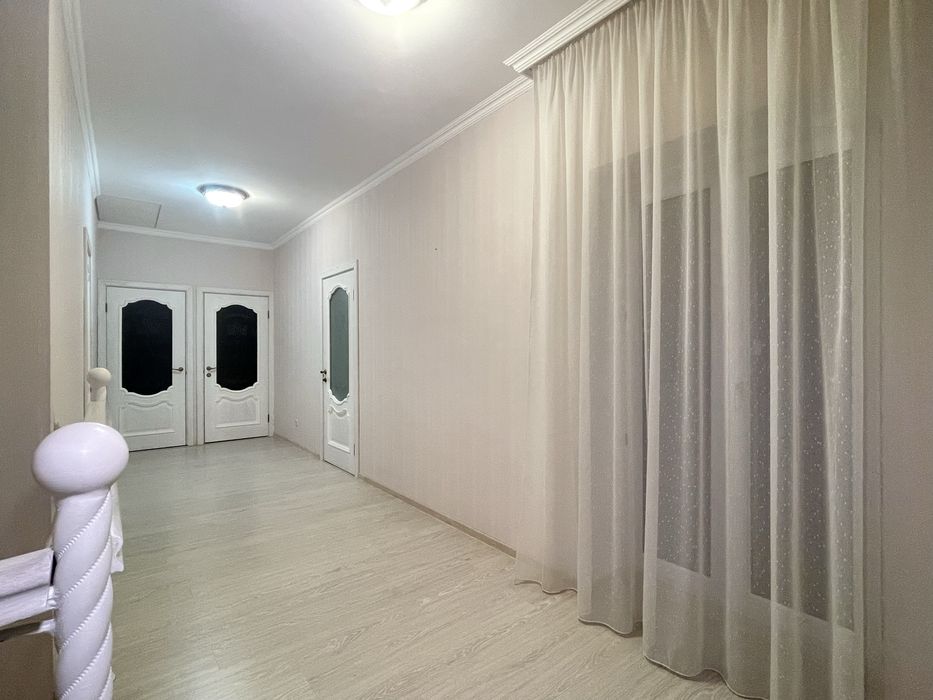 Надійність, тепло, укриття — дім для спокійного життя у Києві