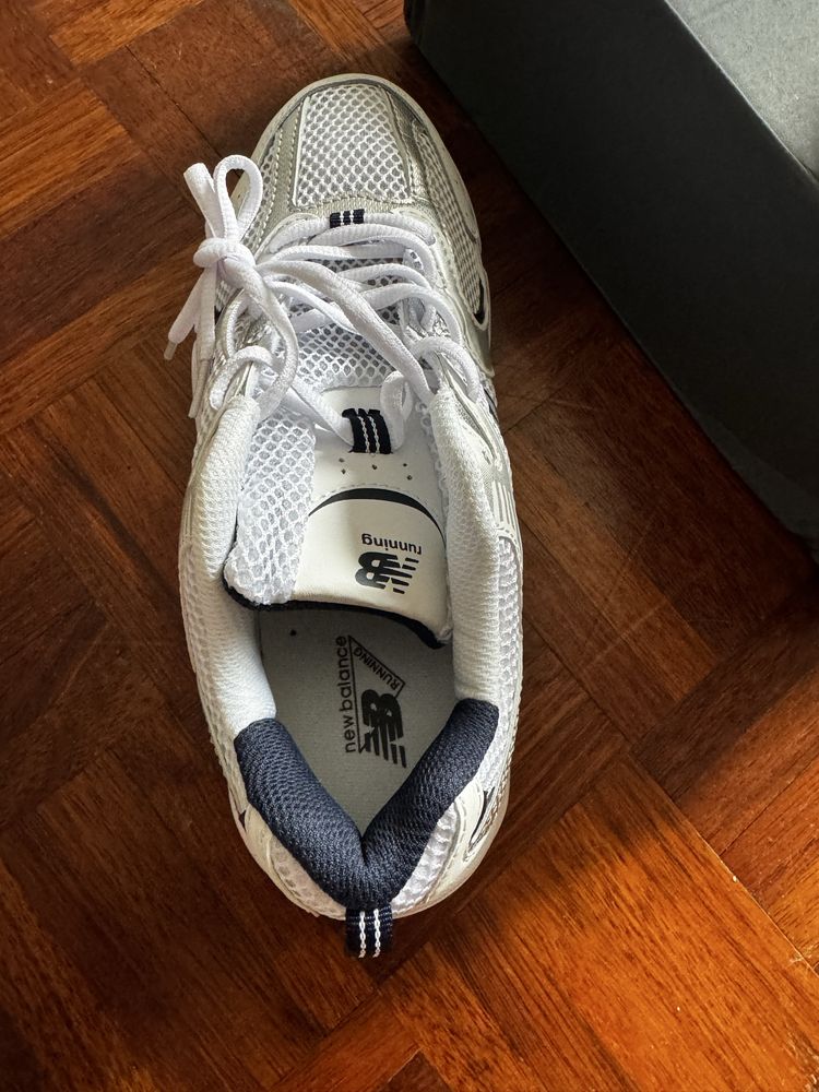 New Balance U740