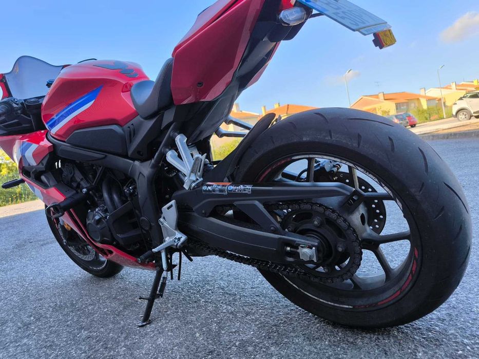 Honda CBR650R 70 kw - Aceito trocas
