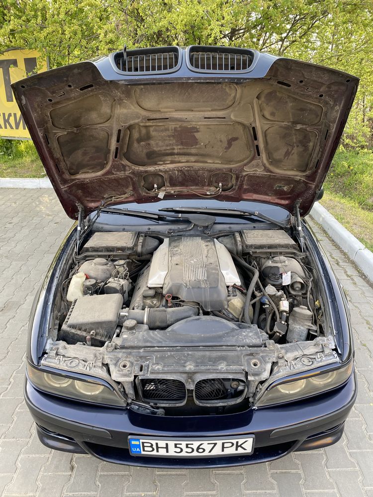 Продам Bmw e39 535 v8