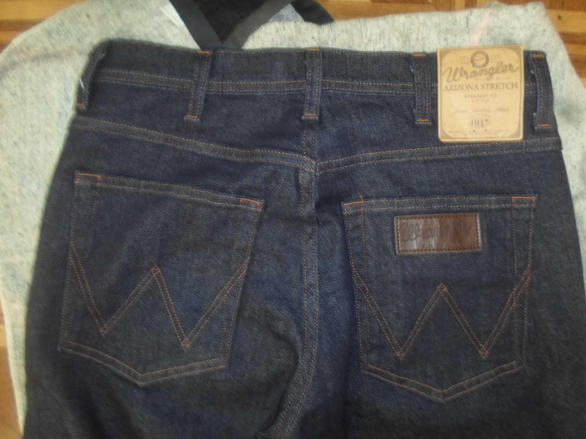 Джинсы Wrangler стрейч нов.