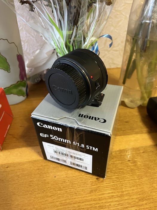 Canon EF 50mm f/1.8 STM