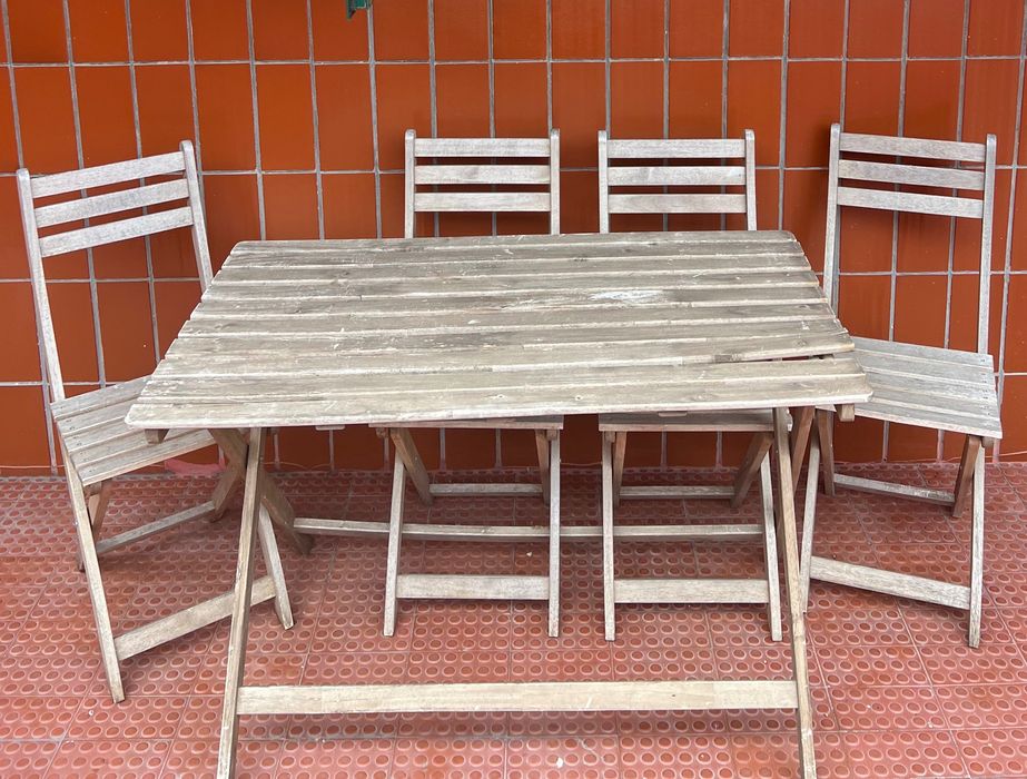 mesa e cadeiras dobráveis ​​para exterior