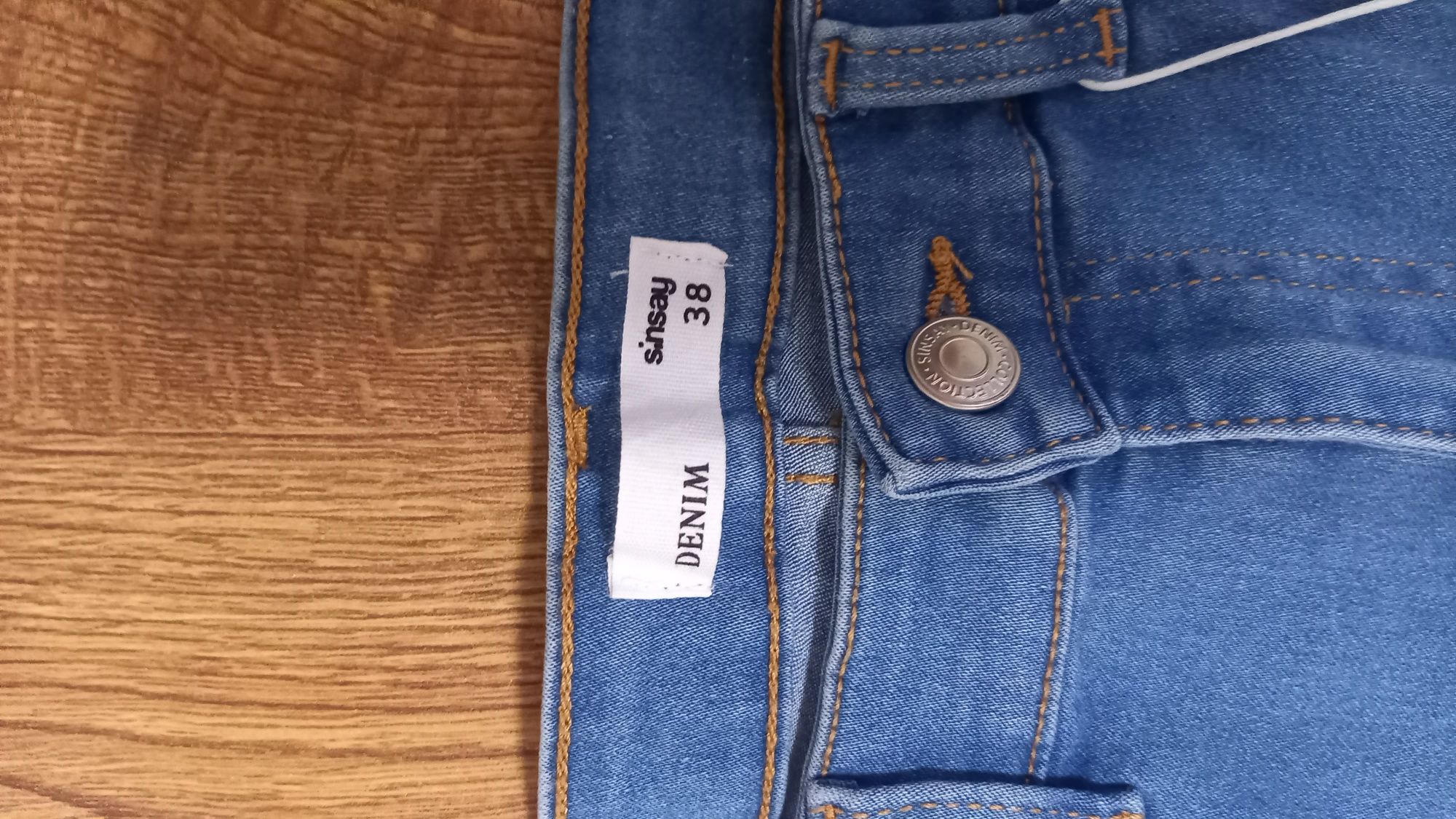 Spodnie jeansy dzwony Sinsay nowe roz.38