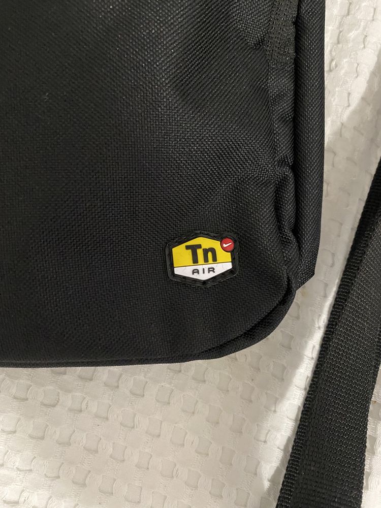 Bolsa tiracolo nike Tn