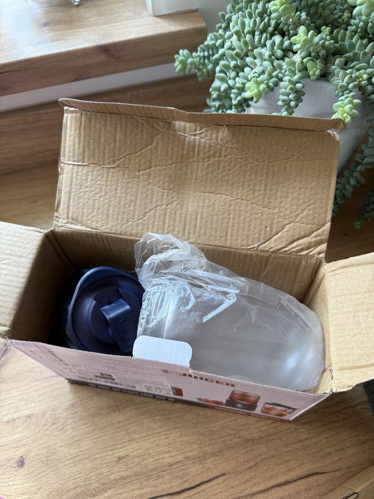 Nowy granatowy blender usb przenośny na podróż do soków owoców