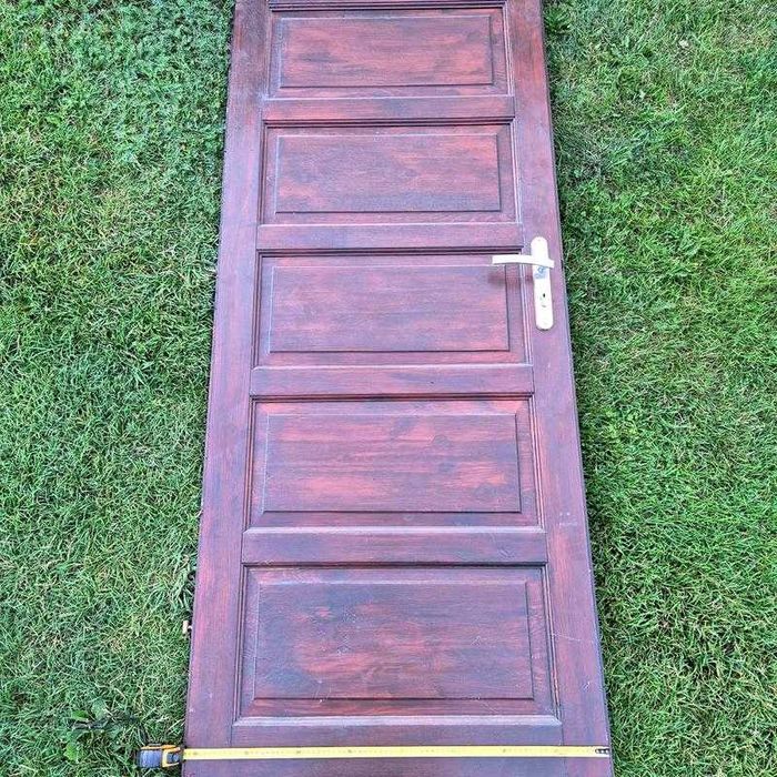 Drzwi wewnętrzne drewniane – 5 sztuk (pełne i przeszklone)