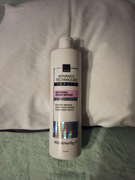 Avon Szampon odbudowujący Advance Techniques 400ml - nowość