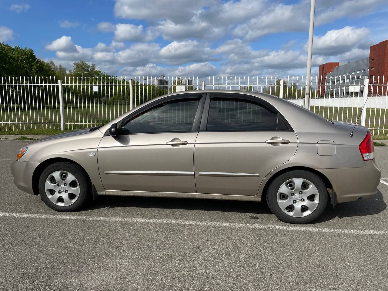 Продам KIA CERATO 1.6 2007 газ/бенз