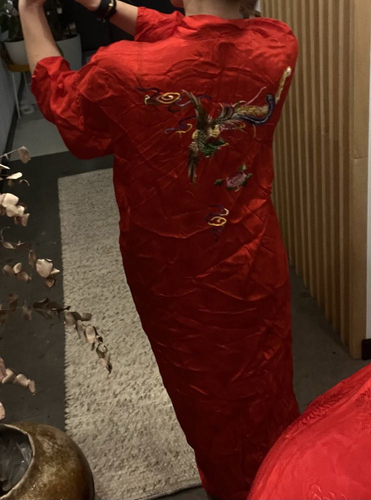 Długie/maxi czerwone kimono/narzutka haftowane