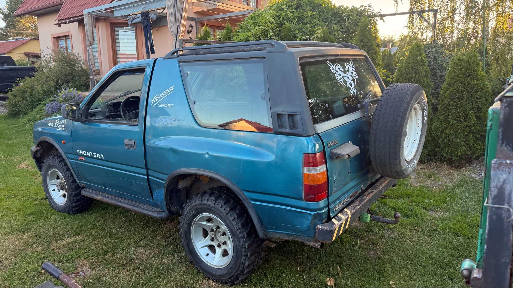 Opel Frontera A 2.0 benzyna 4x4 199