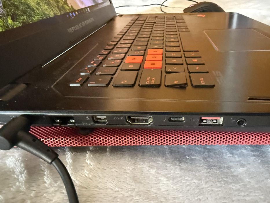 Portatil asus GL 702V